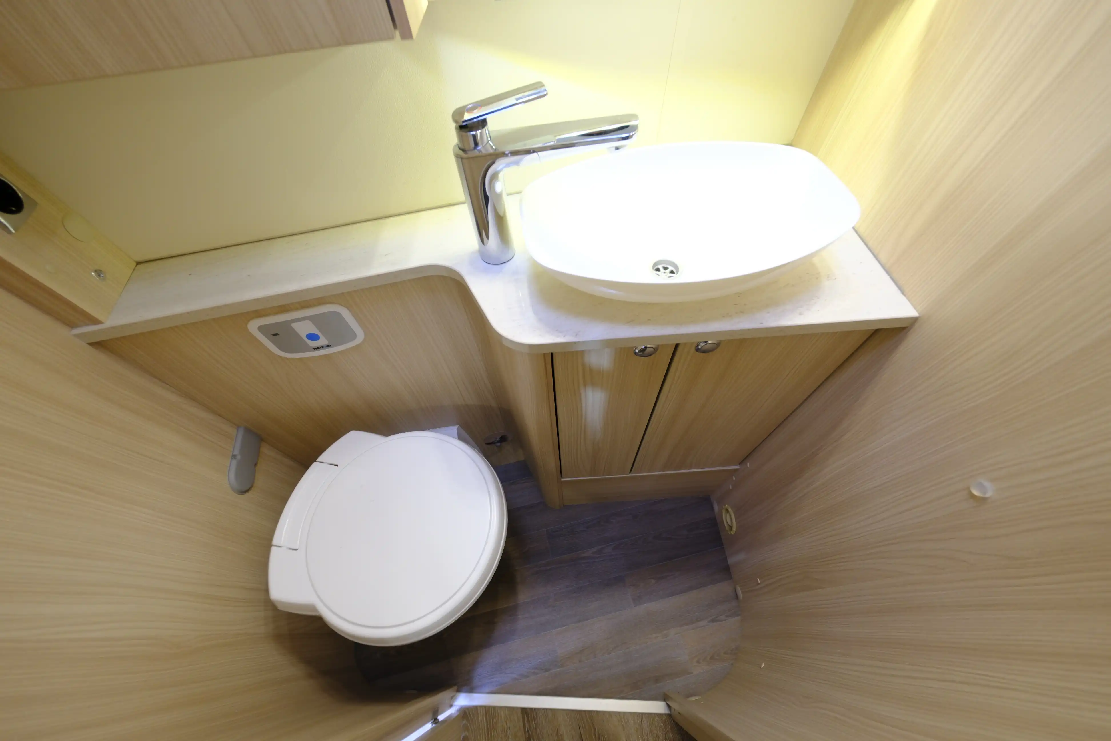 BUERSTNER Nexxo Time IT 685 - Ansicht 13